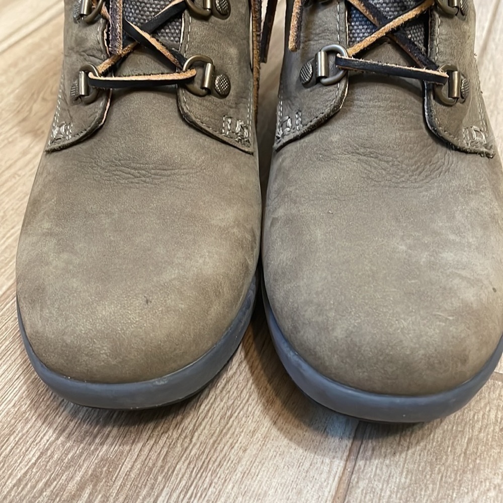 Sperry faux fur lace up wedge boots - Picture 8 of 12